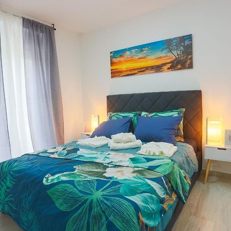 Luxury Apartments Love Kaštela Esterno foto